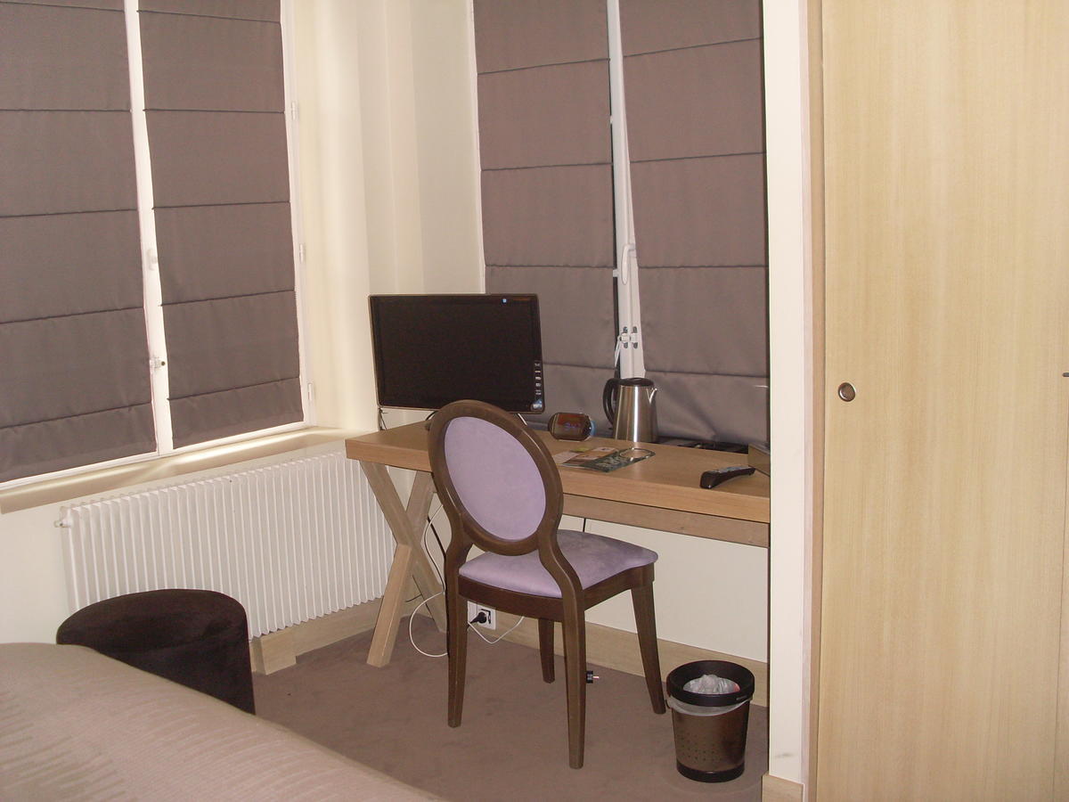 Hotel Le Parc Marly-le-Roi Rom bilde